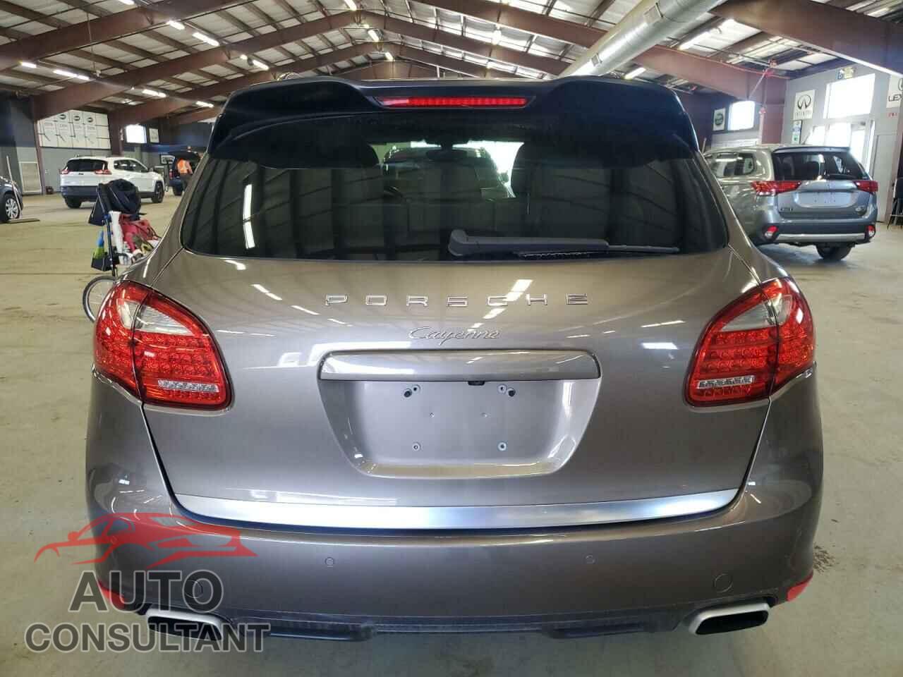 PORSCHE CAYENNE 2013 - WP1AA2A29DLA11529