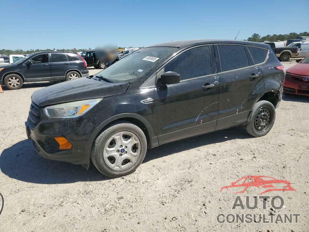 FORD ESCAPE 2017 - 1FMCU0F75HUC78186