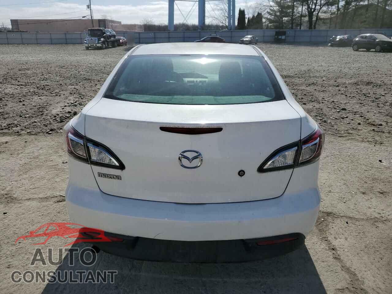 MAZDA 3 2011 - JM1BL1UG7B1498868