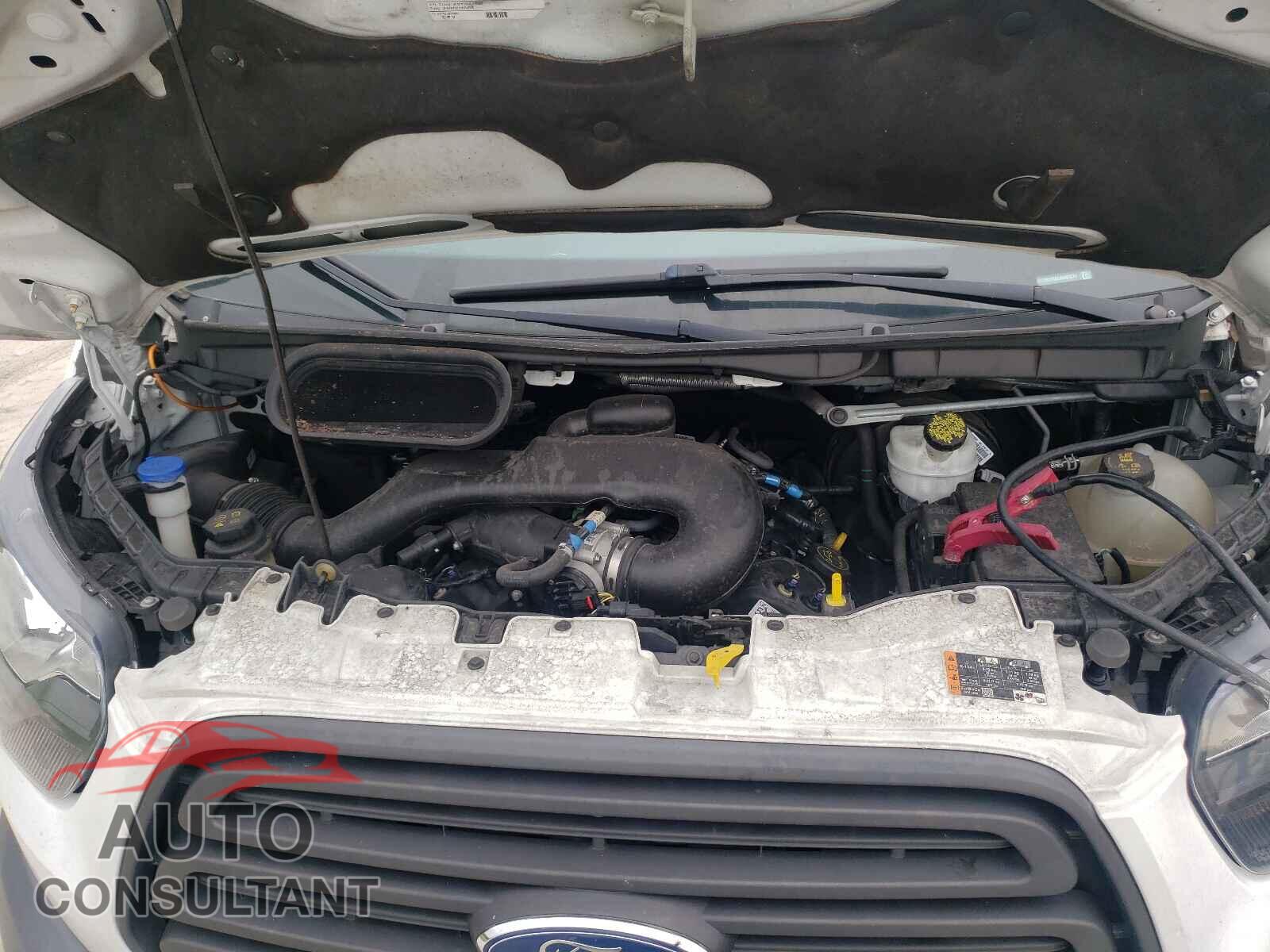 FORD TRANSIT CO 2018 - 1FTYR1YM2JKA03221