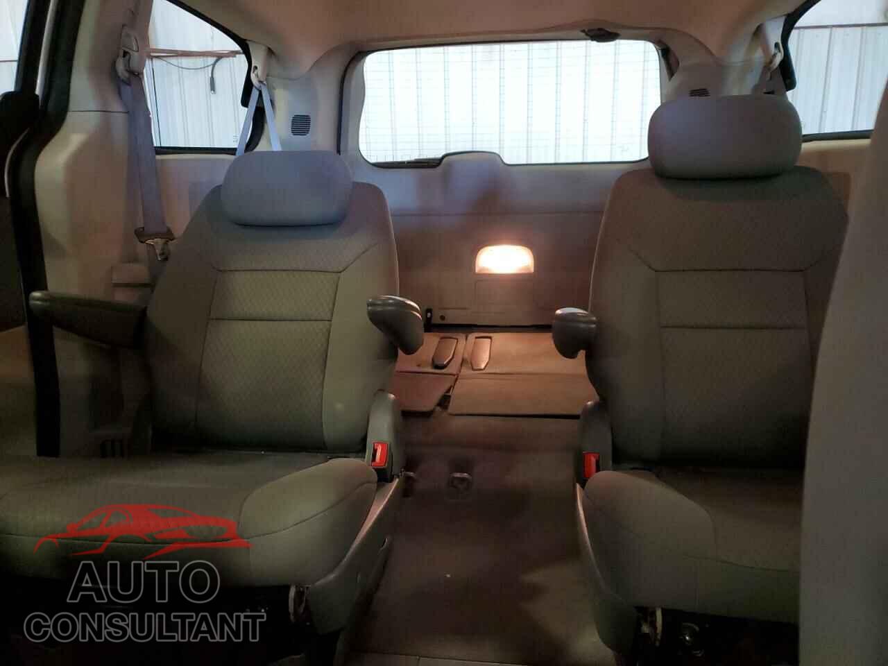 DODGE CARAVAN 2010 - 2D4RN4DE2AR164480