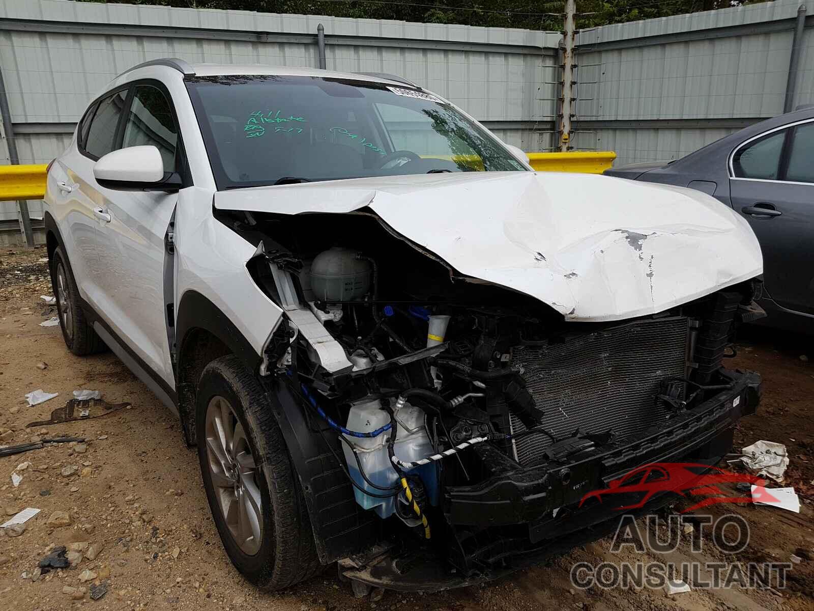 HYUNDAI TUCSON 2017 - KM8J3CA45HU400215