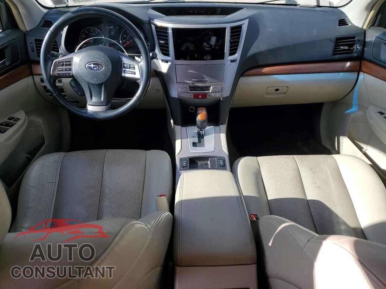 SUBARU OUTBACK 2014 - 4S4BRBLC2E3292588