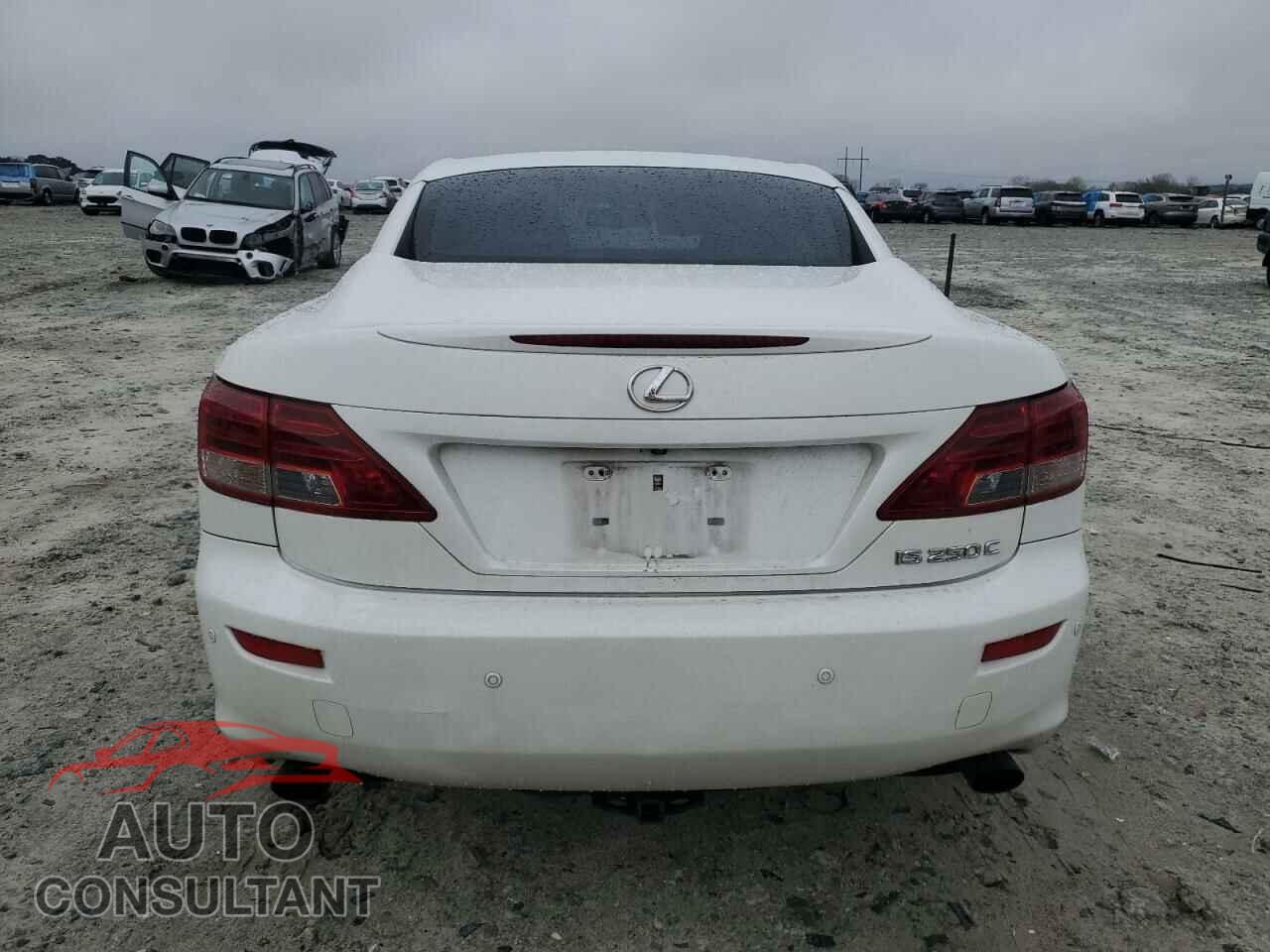 LEXUS IS 2012 - JTHFF2C20C2522734