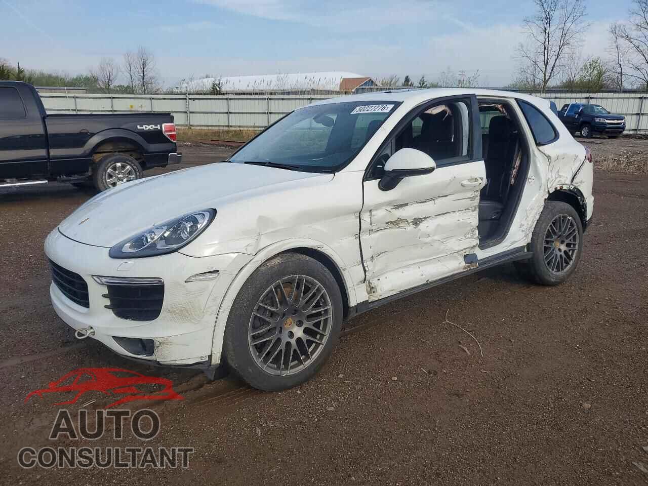 PORSCHE CAYENNE 2017 - WP1AA2A25HKA86174