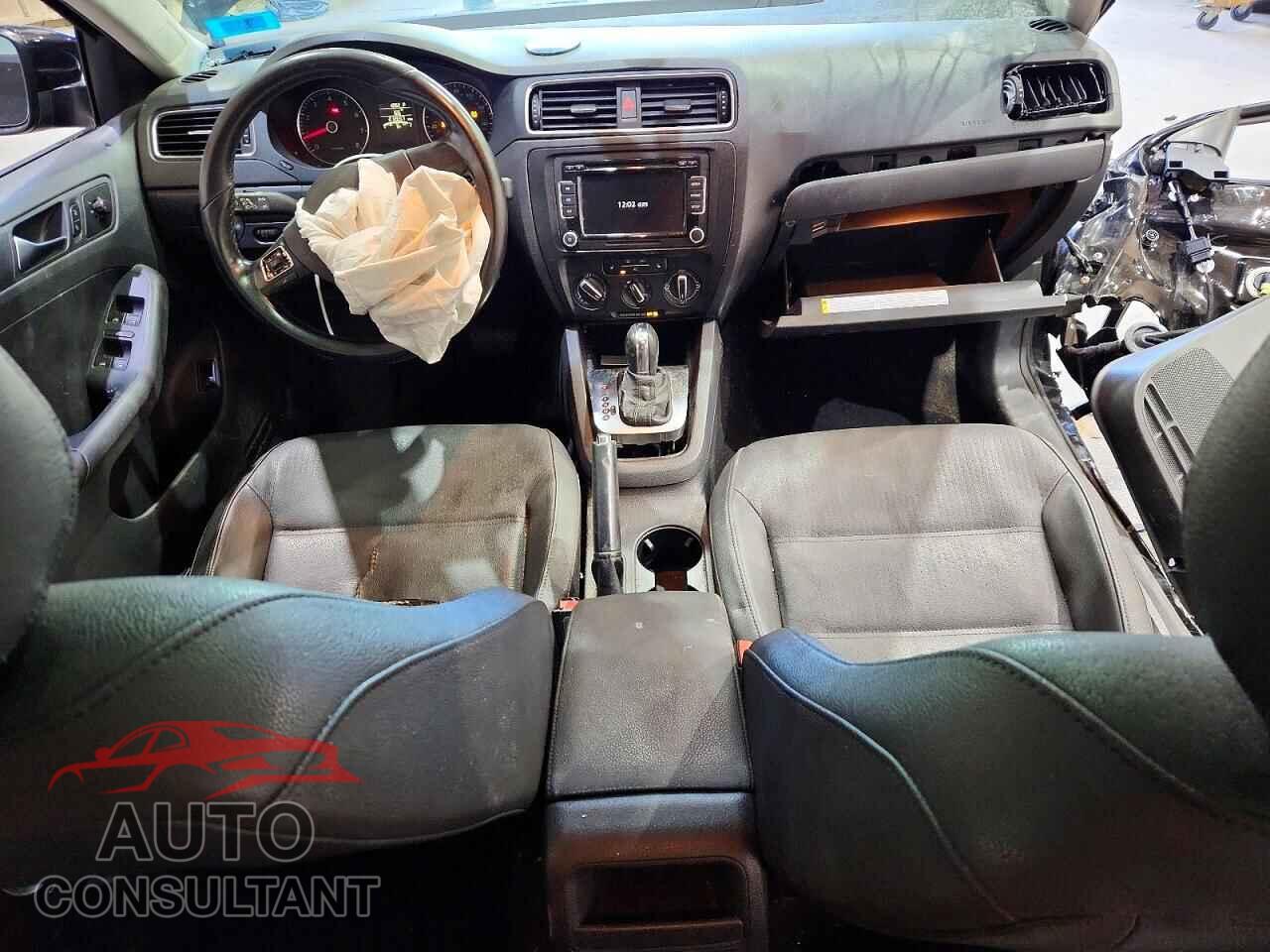 VOLKSWAGEN JETTA 2012 - 3VWDP7AJ3CM357975