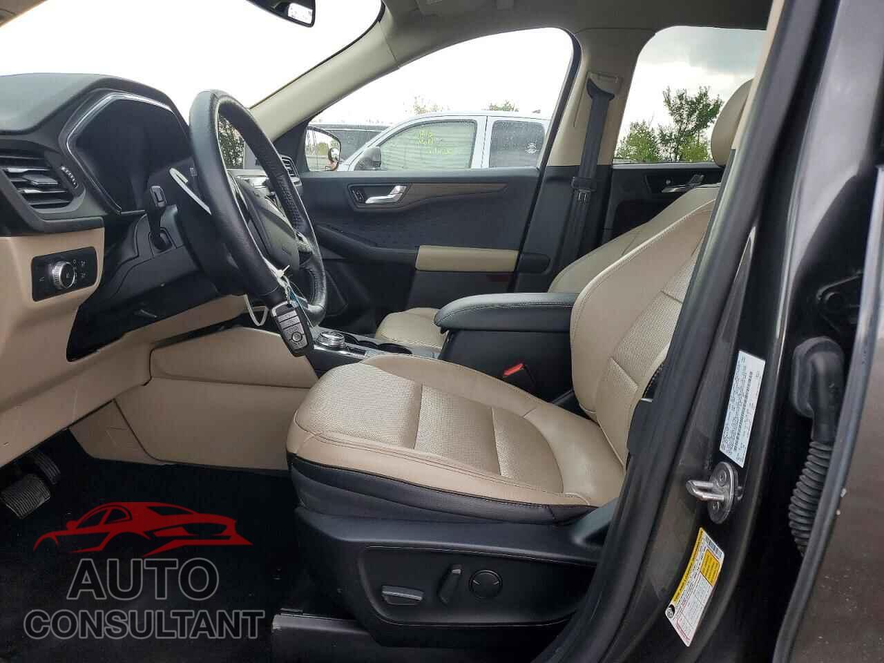 FORD ESCAPE 2020 - 1FMCU9J96LUA30941
