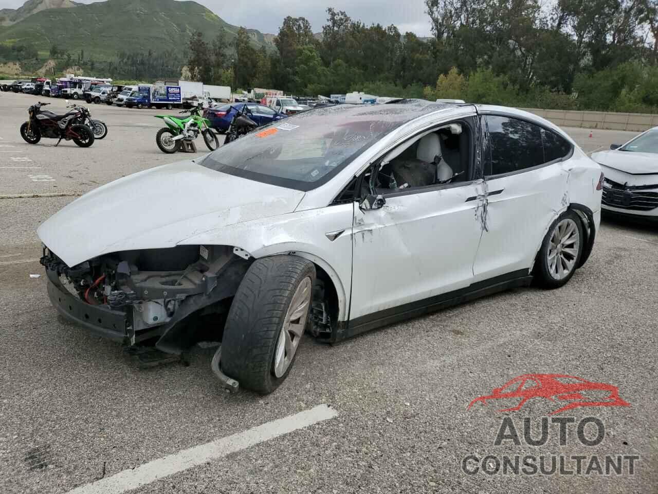 TESLA MODEL X 2016 - 5YJXCDE27GF026551