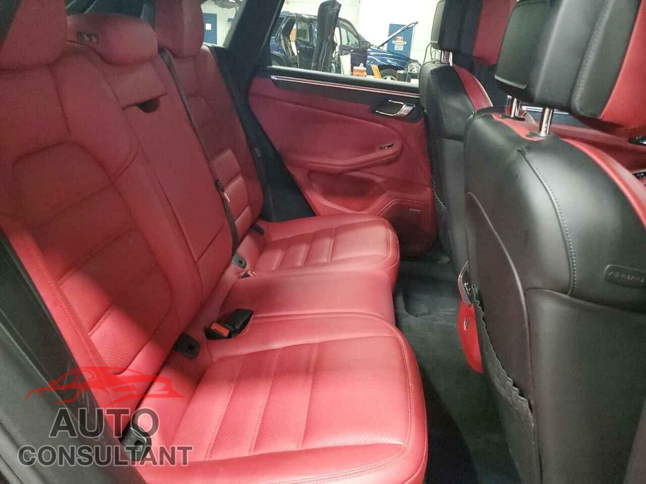 PORSCHE MACAN 2017 - WP1AG2A53HLB52529