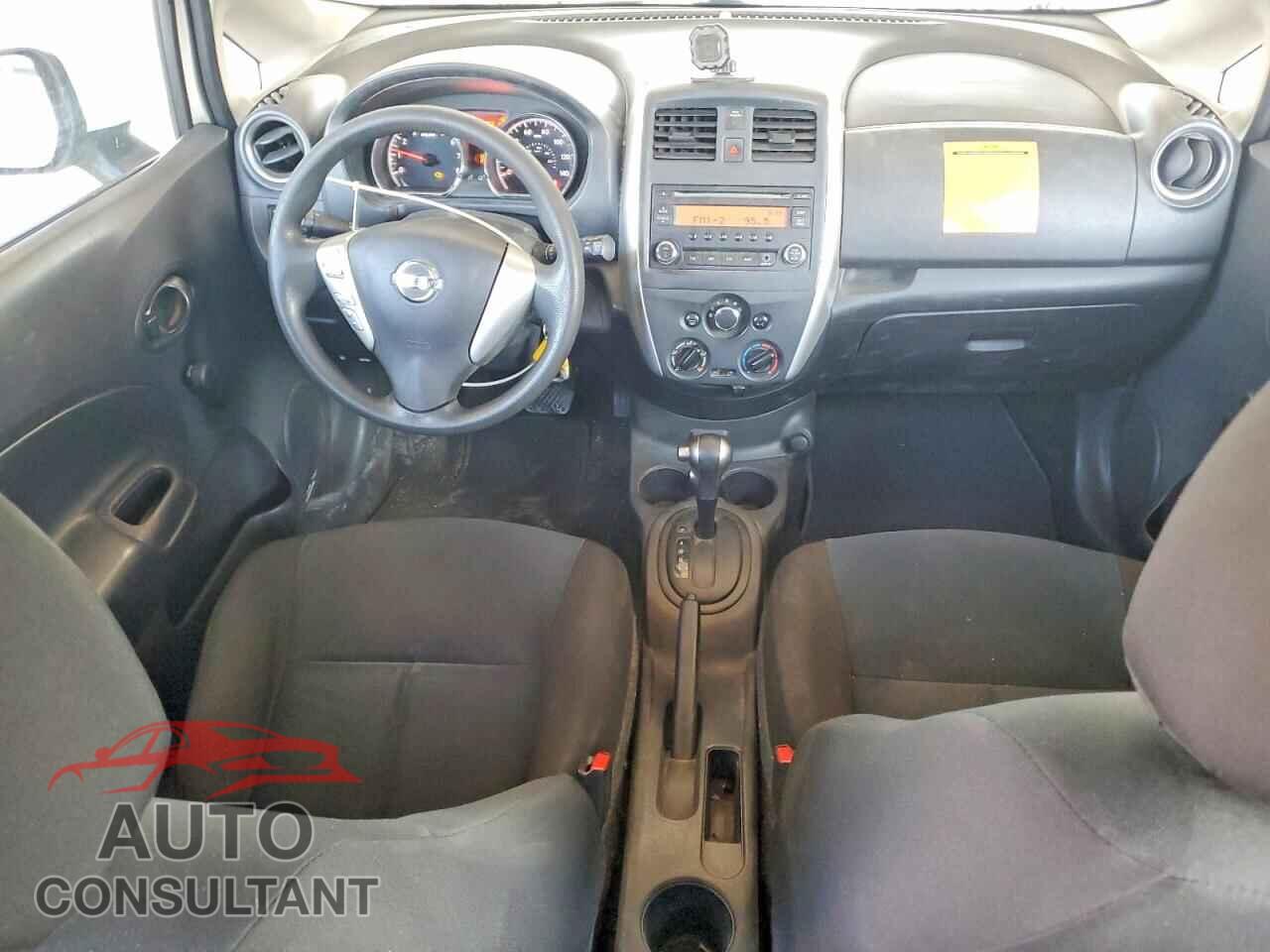 NISSAN VERSA 2017 - 3N1CE2CPXHL381439