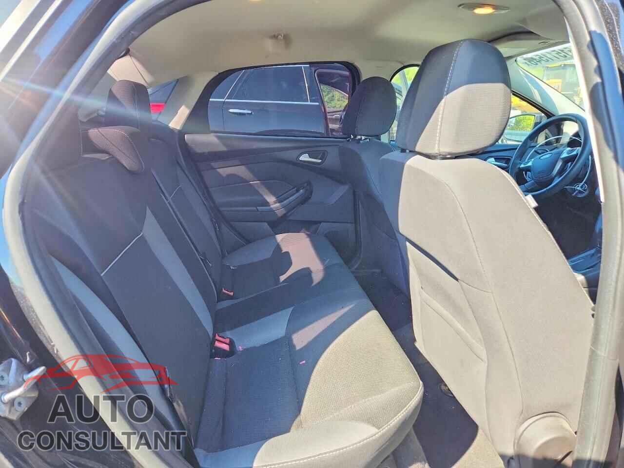 FORD FOCUS 2013 - 1FADP3F20DL274364
