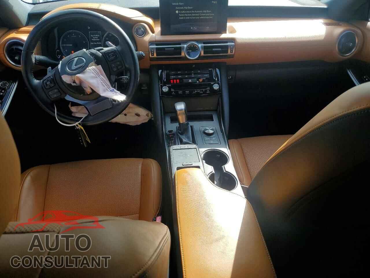 LEXUS IS 2021 - JTHAA1D22M5111935