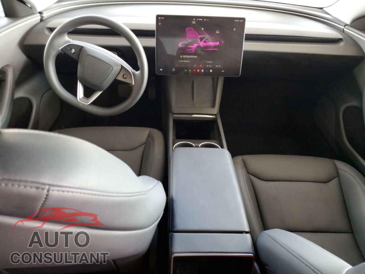 TESLA MODEL 3 2024 - 5YJ3E1EA6RF733495