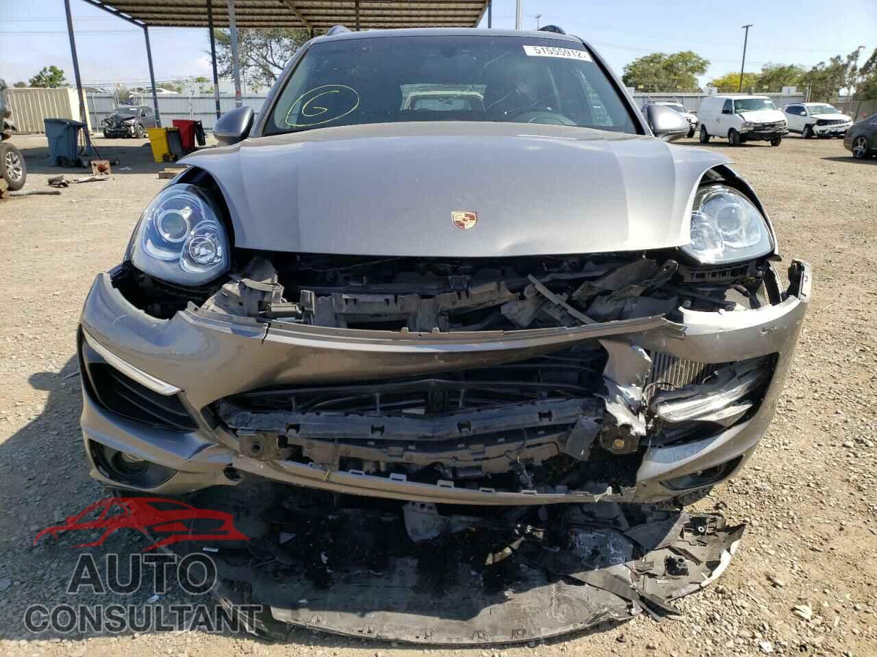 PORSCHE CAYENNE 2017 - WP1AB2A22HLA52457