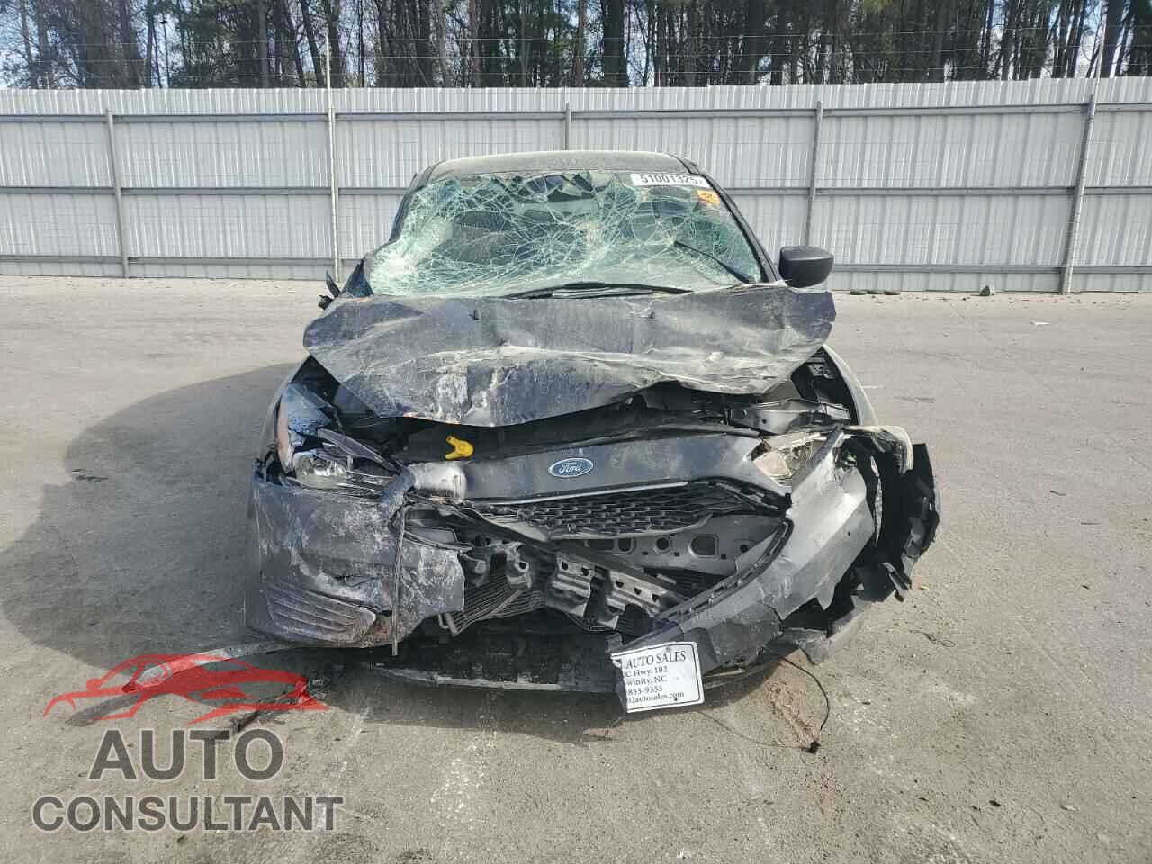 FORD FOCUS 2017 - 1FADP3E24HL282698