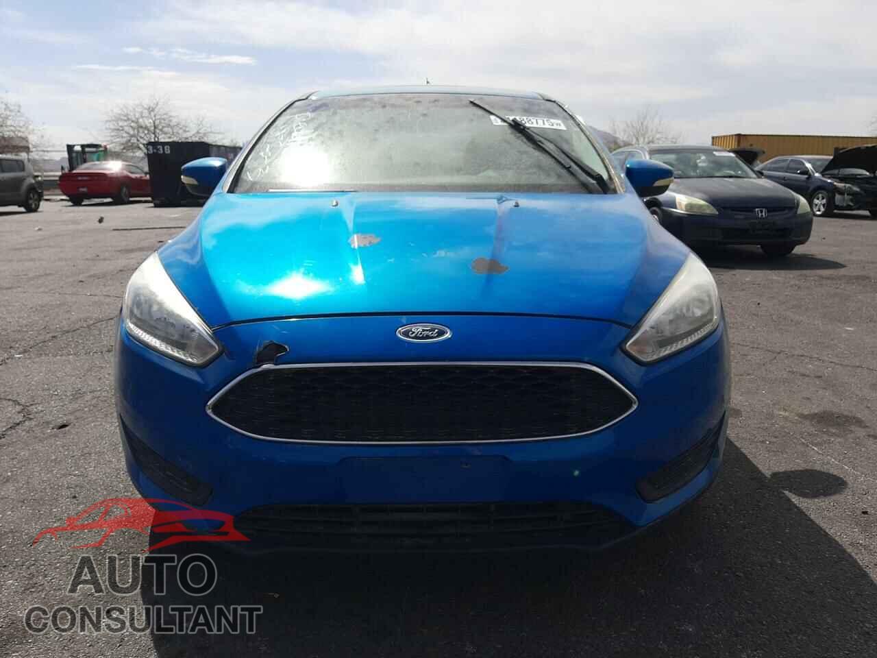 FORD FOCUS 2015 - 1FADP3K22FL385426