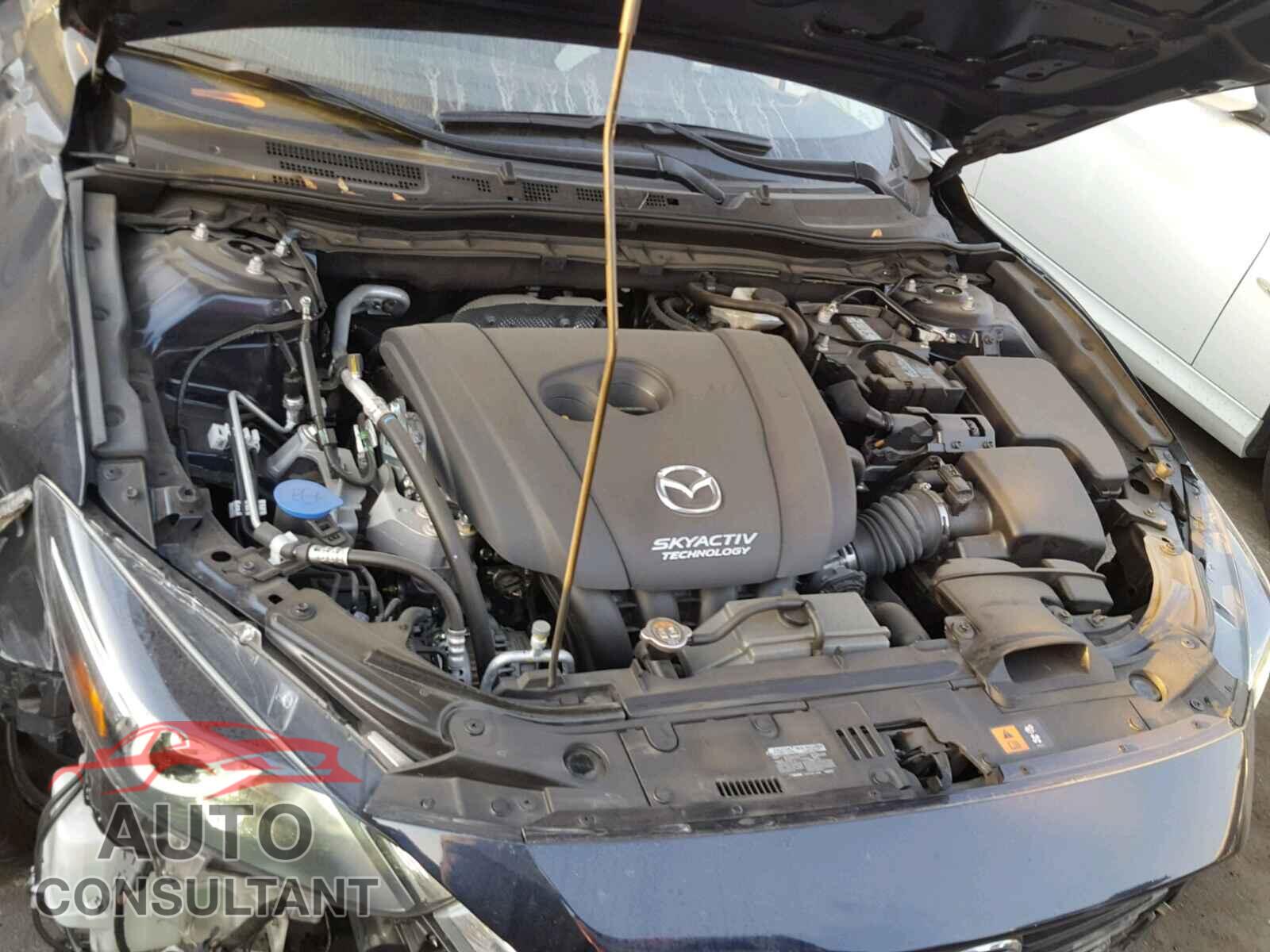 MAZDA 3 2017 - 3MZBN1M3XHM149610