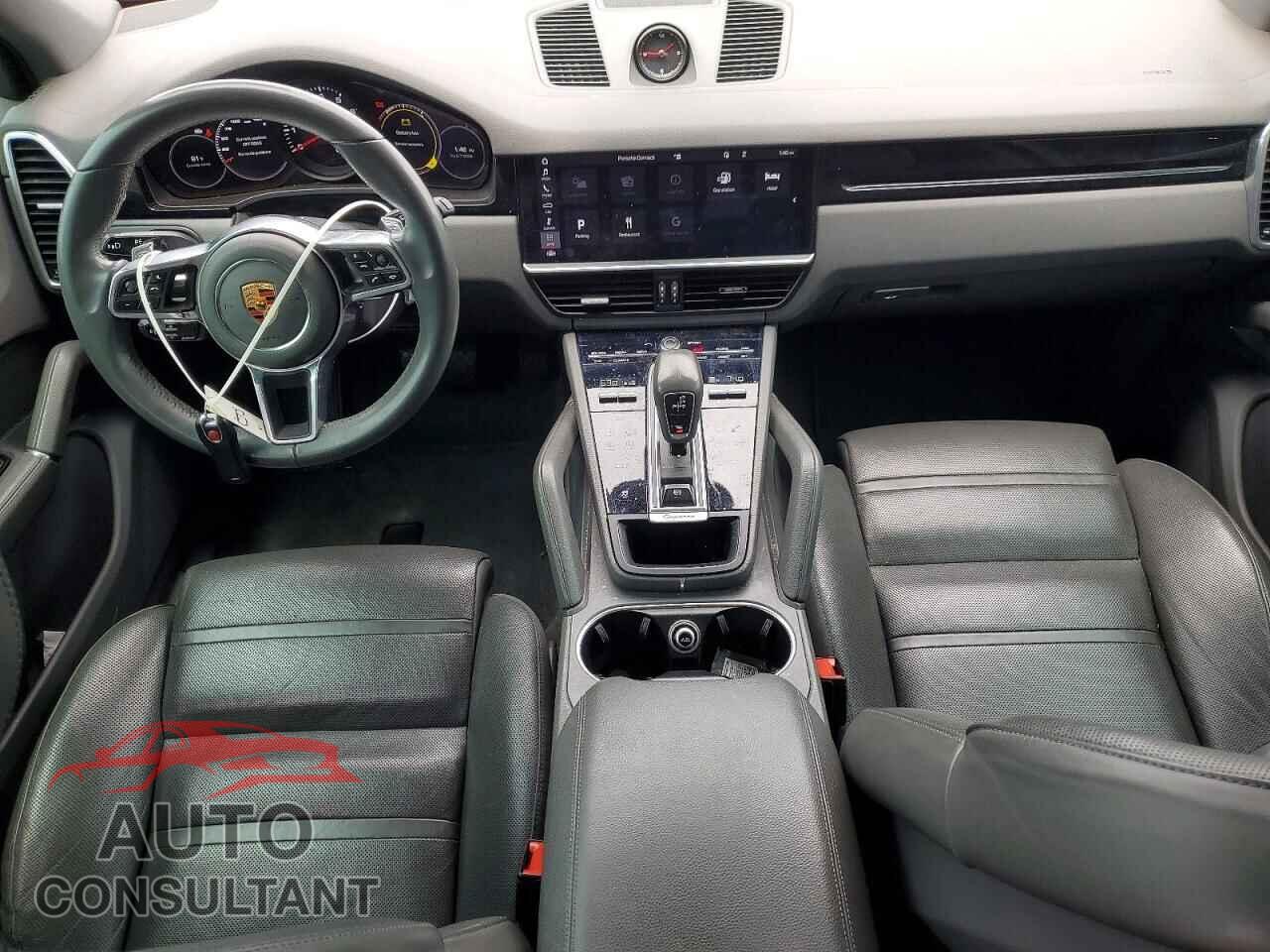 PORSCHE CAYENNE 2019 - WP1AA2AY4KDA14804