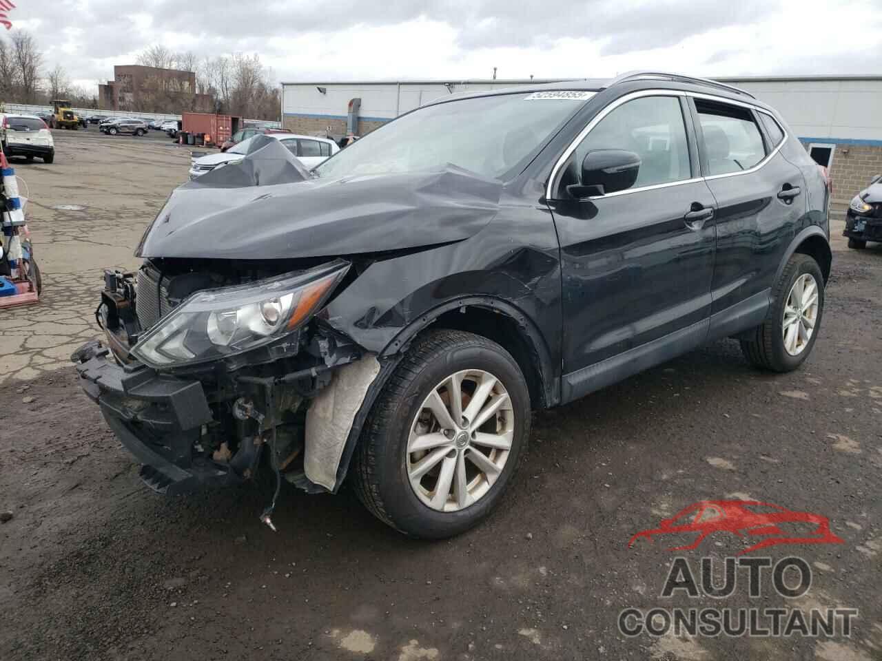 NISSAN ROGUE 2018 - JN1BJ1CR4JW263678