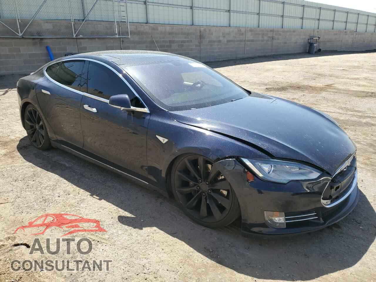 TESLA MODEL S 2013 - 5YJSA1DP4DFP05278