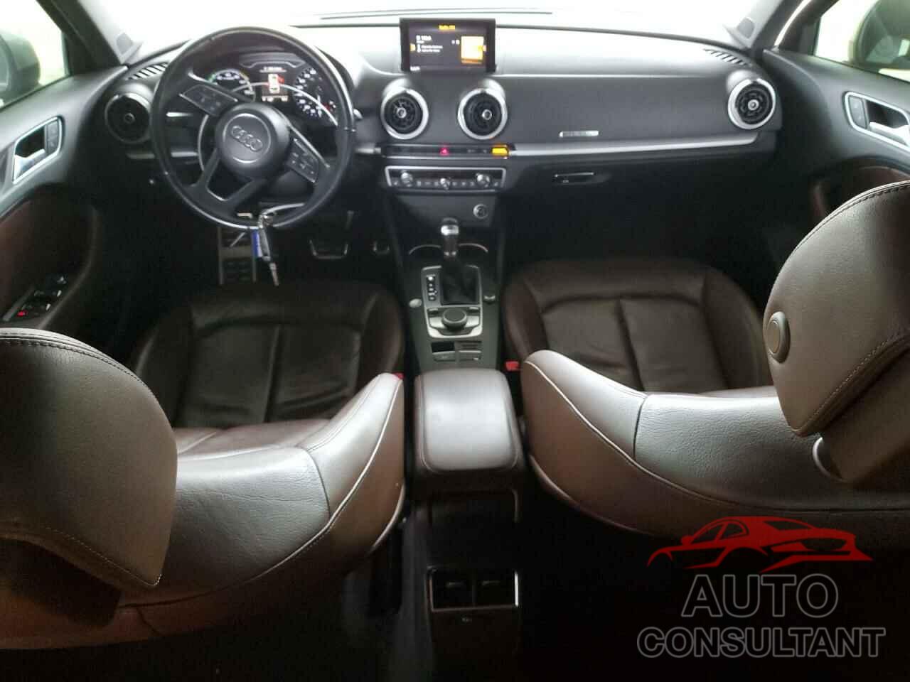 AUDI A3 2017 - WAUUPBFF6HA107710