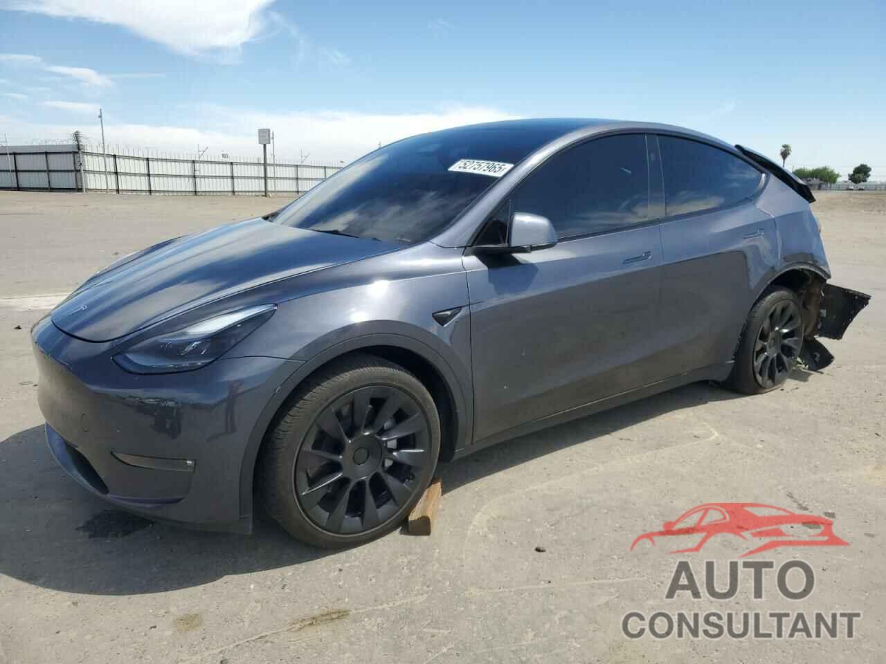 TESLA MODEL Y 2023 - 7SAYGDEE3PF910413