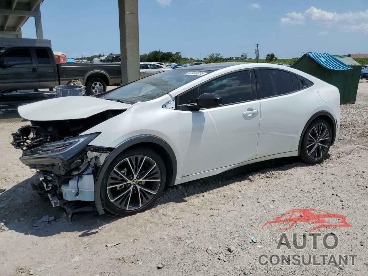 TOYOTA PRIUS 2024 - JTDACAAU5R3031775