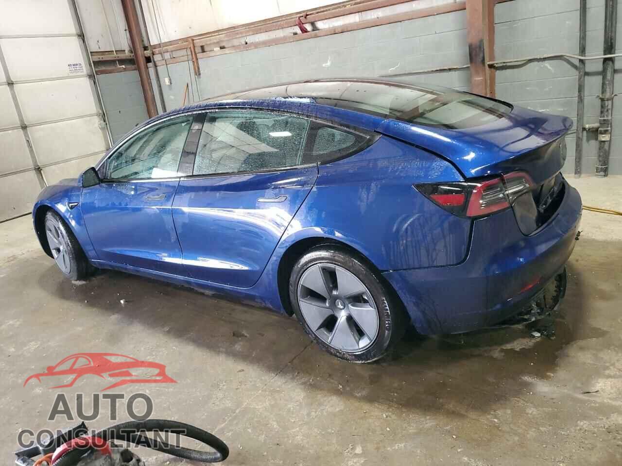 TESLA MODEL 3 2023 - 5YJ3E1EA5PF453810