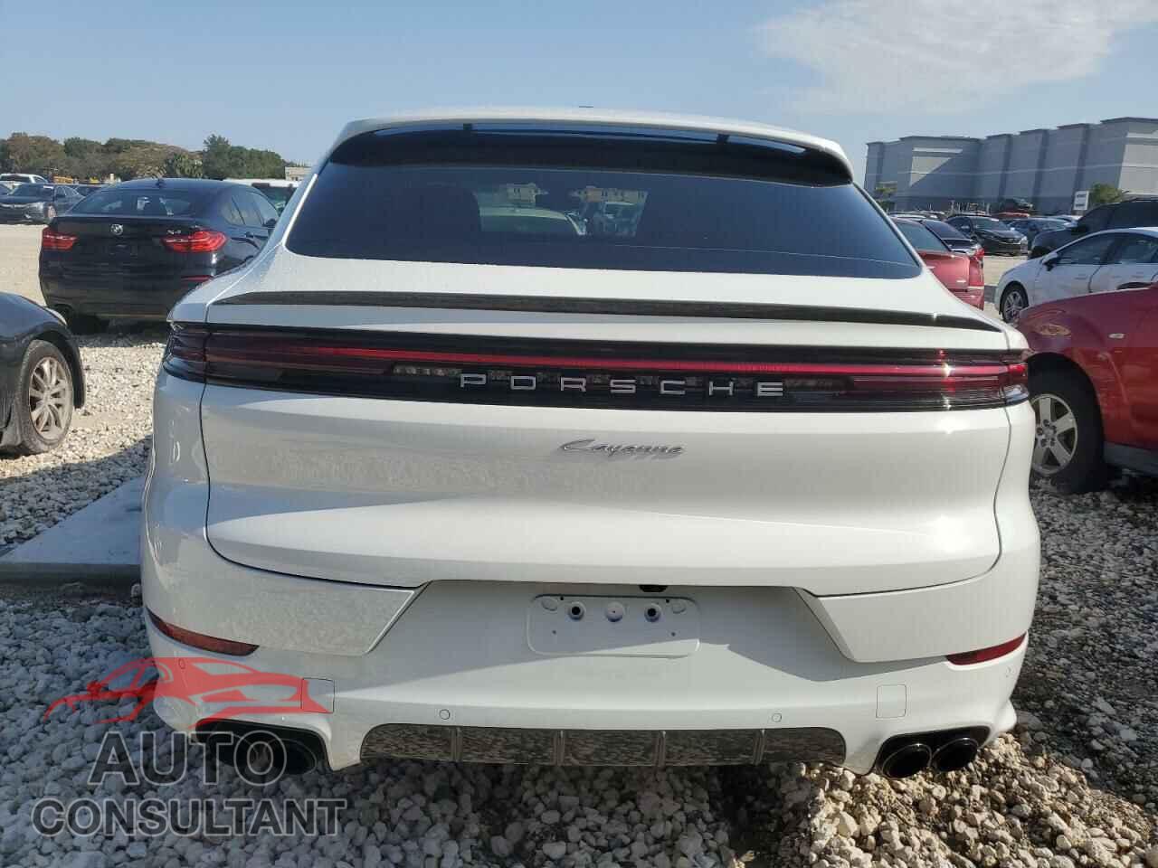 PORSCHE CAYENNE 2024 - WP1BA2AY9RDA54536
