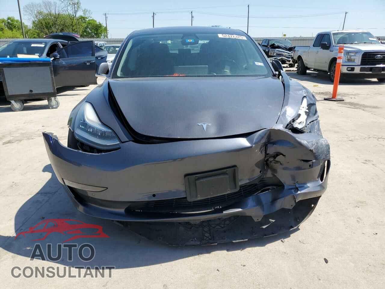 TESLA MODEL 3 2019 - 5YJ3E1EA3KF317085