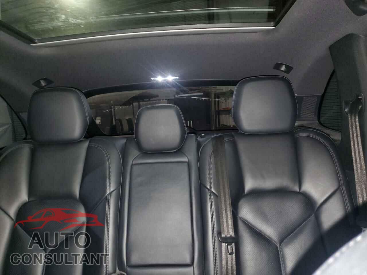 PORSCHE CAYENNE 2015 - WP1AE2A29FLA53819