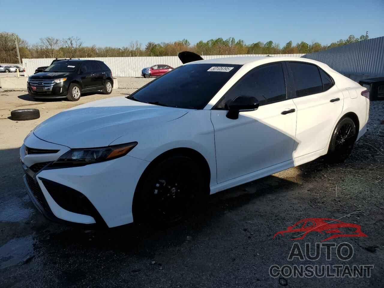 TOYOTA CAMRY 2022 - 4T1T11AK4NU063159