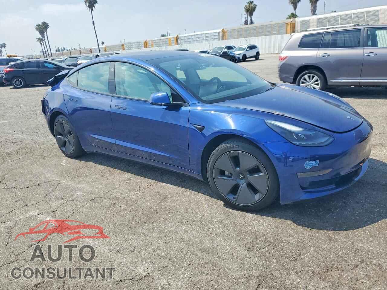 TESLA MODEL 3 2021 - 5YJ3E1EA5MF875233
