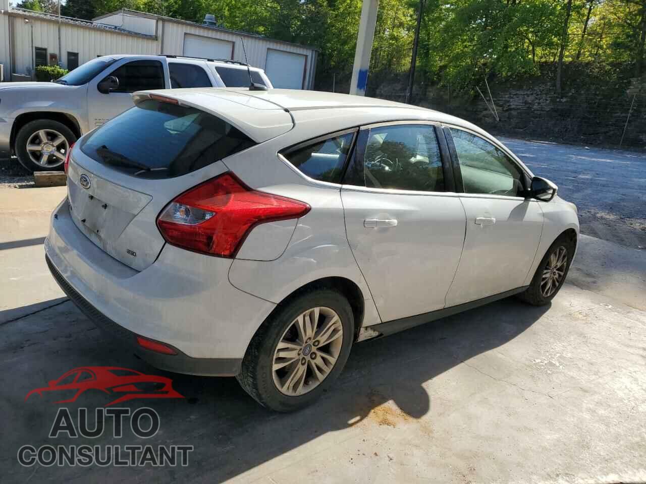 FORD FOCUS 2012 - 1FAHP3M27CL195793