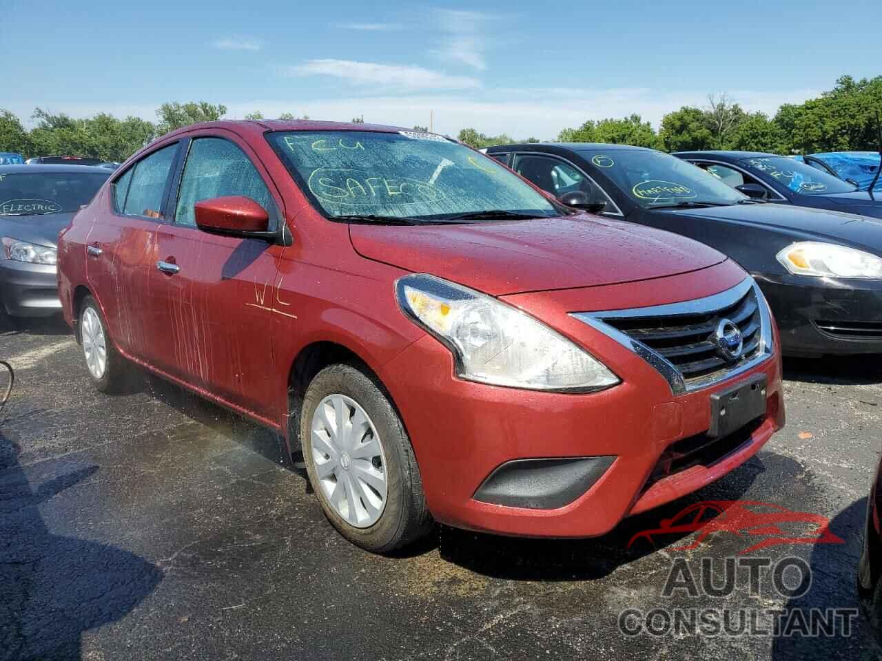 NISSAN VERSA 2018 - 3N1CN7AP5JL883863