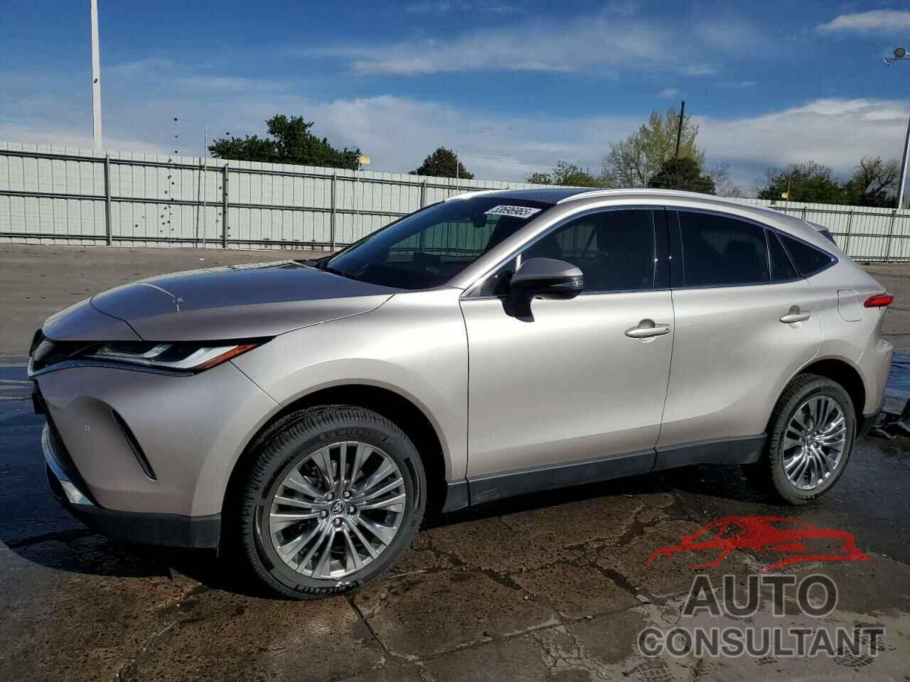 TOYOTA VENZA 2022 - JTEAAAAH5NJ115458