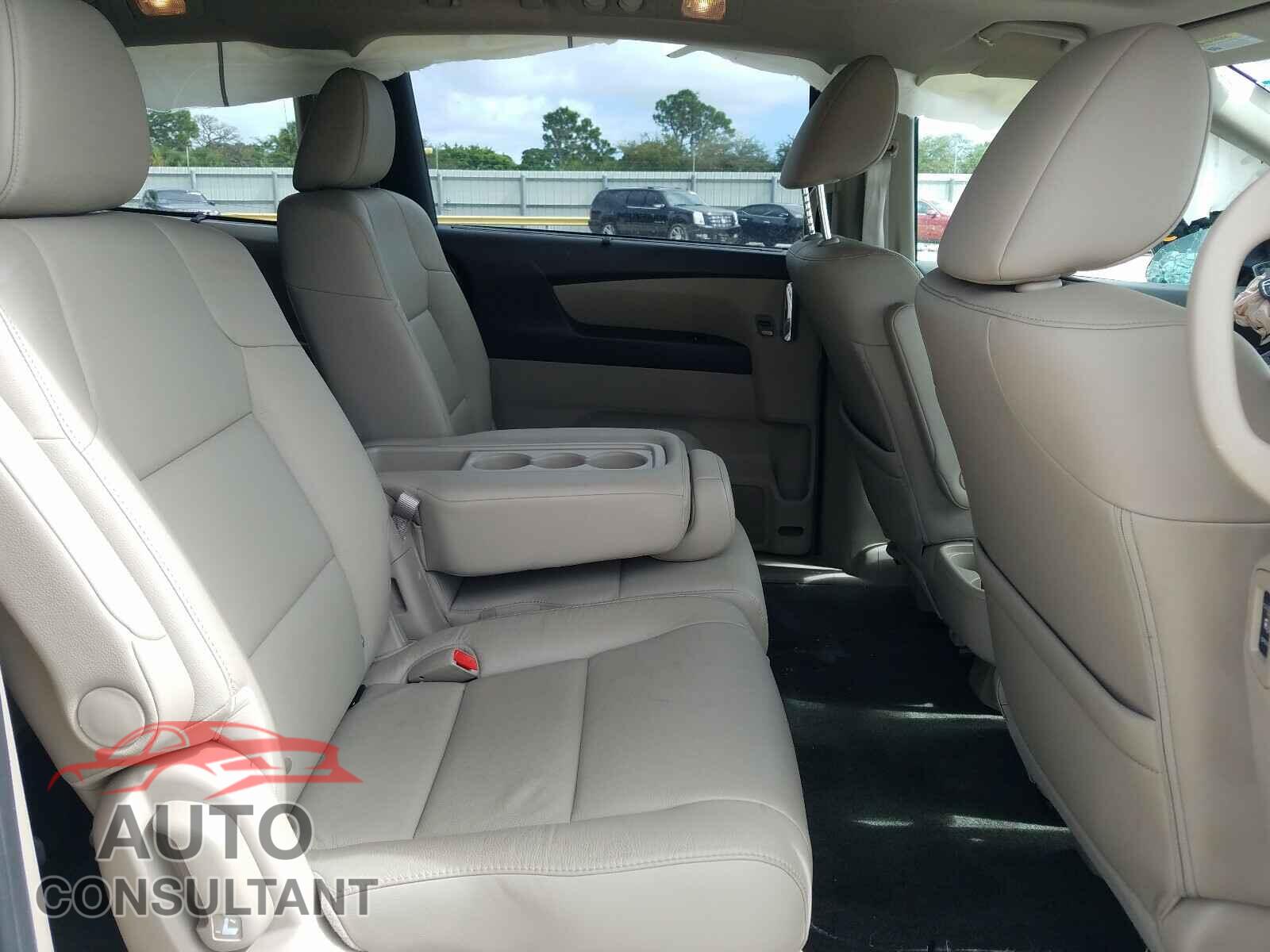 HONDA ODYSSEY 2017 - 5FNRL5H90HB002617