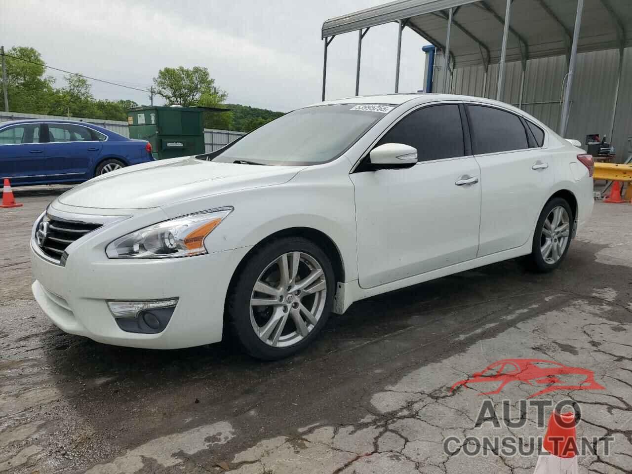 NISSAN ALTIMA 2013 - 1N4BL3AP8DN581923