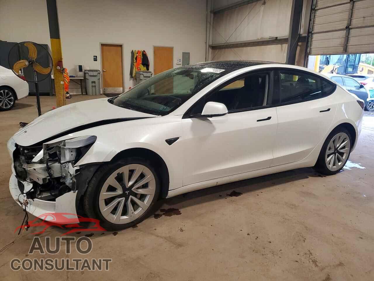 TESLA MODEL 3 2022 - 5YJ3E1EA7NF370182