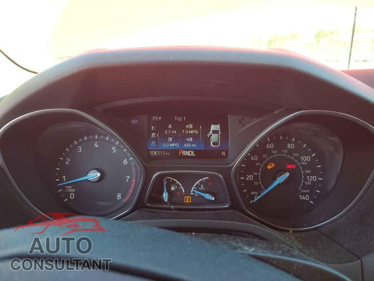 FORD FOCUS 2015 - 1FADP3F2XFL250026