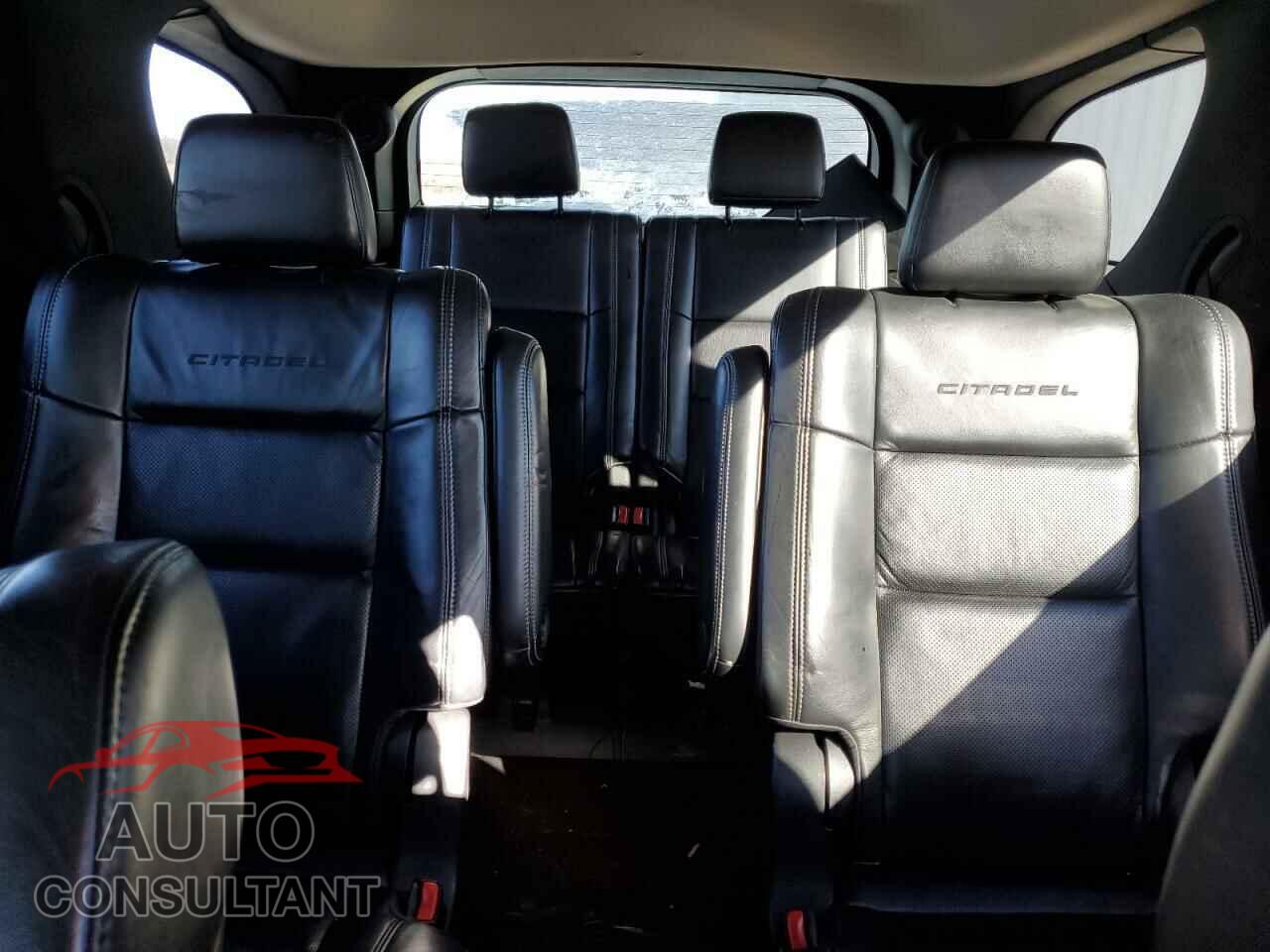 DODGE DURANGO 2013 - 1C4SDJET1DC557025