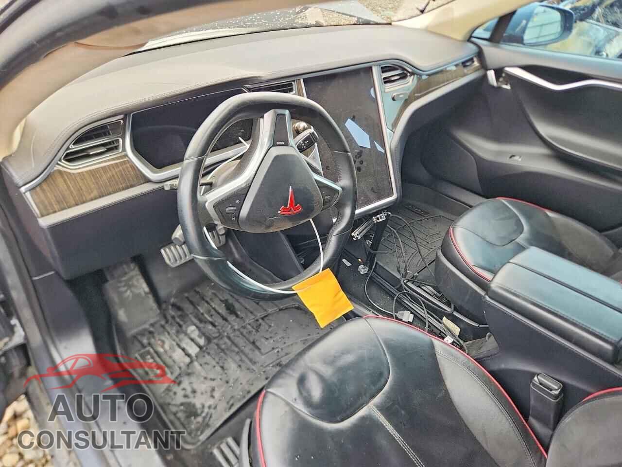 TESLA MODEL S 2013 - 5YJSA1CP6DFP06921