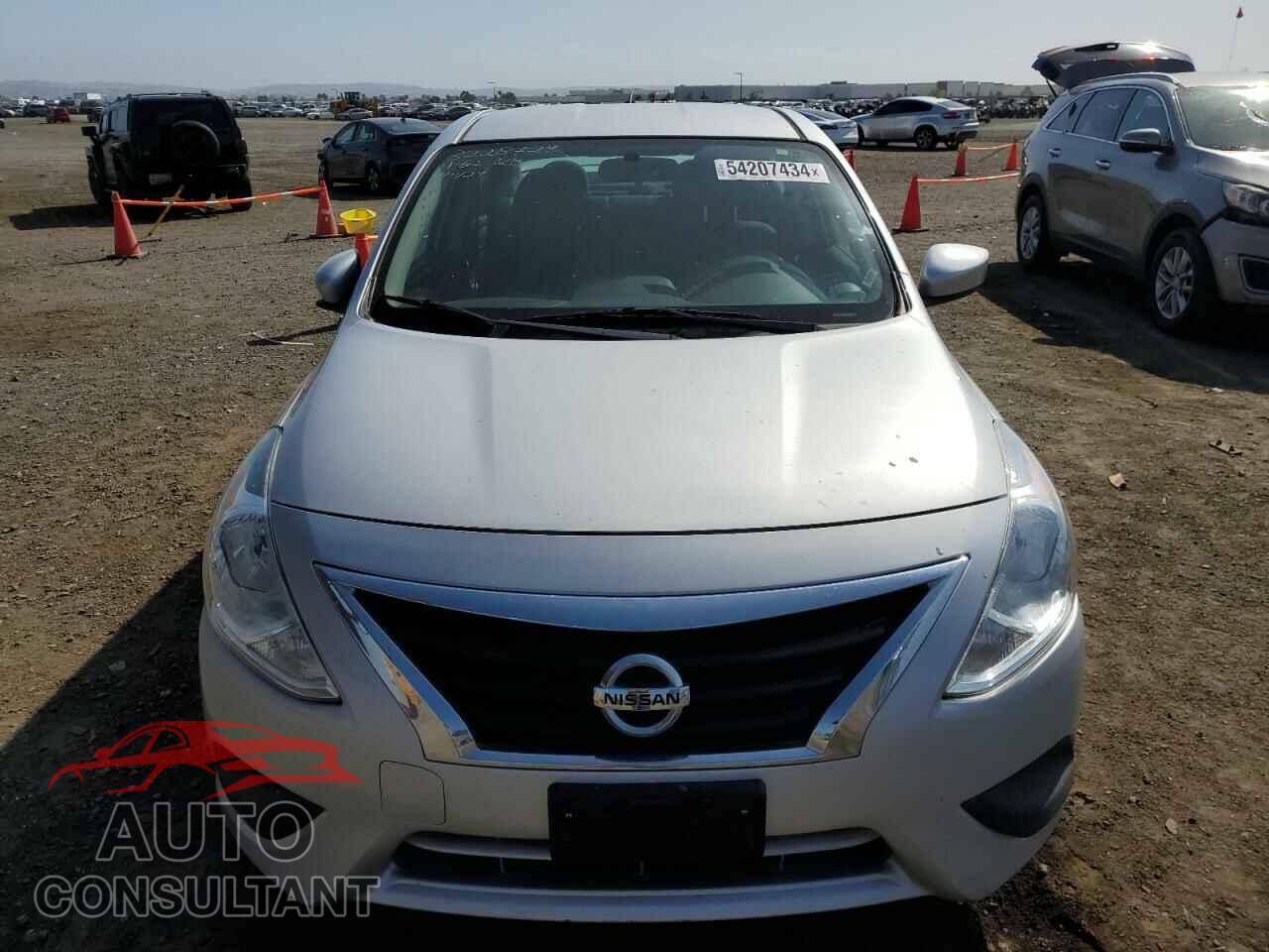 NISSAN VERSA 2017 - 3N1CN7AP1HK450332