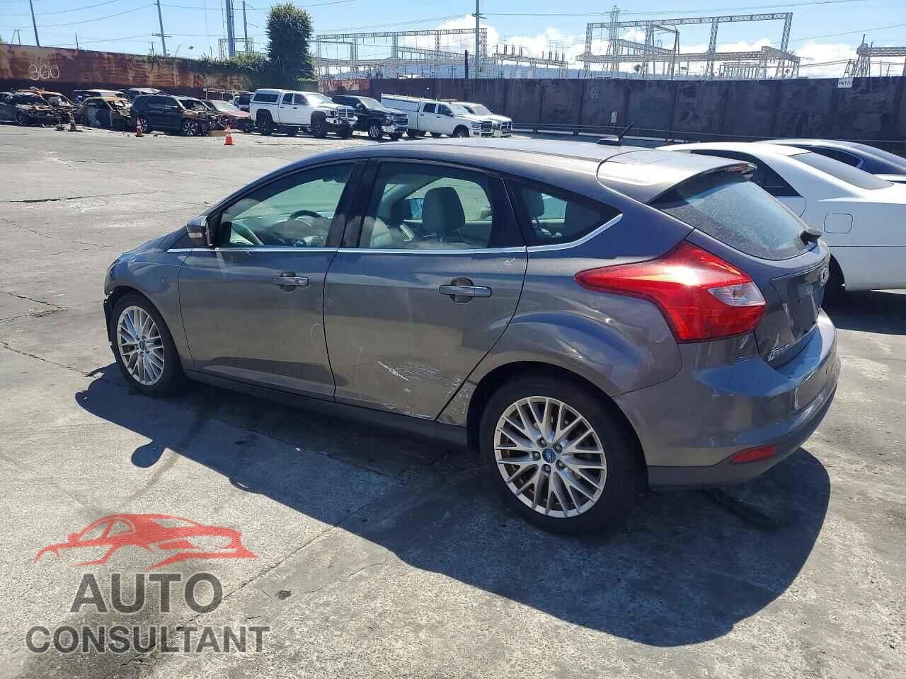 FORD FOCUS 2012 - 1FAHP3M20CL287635
