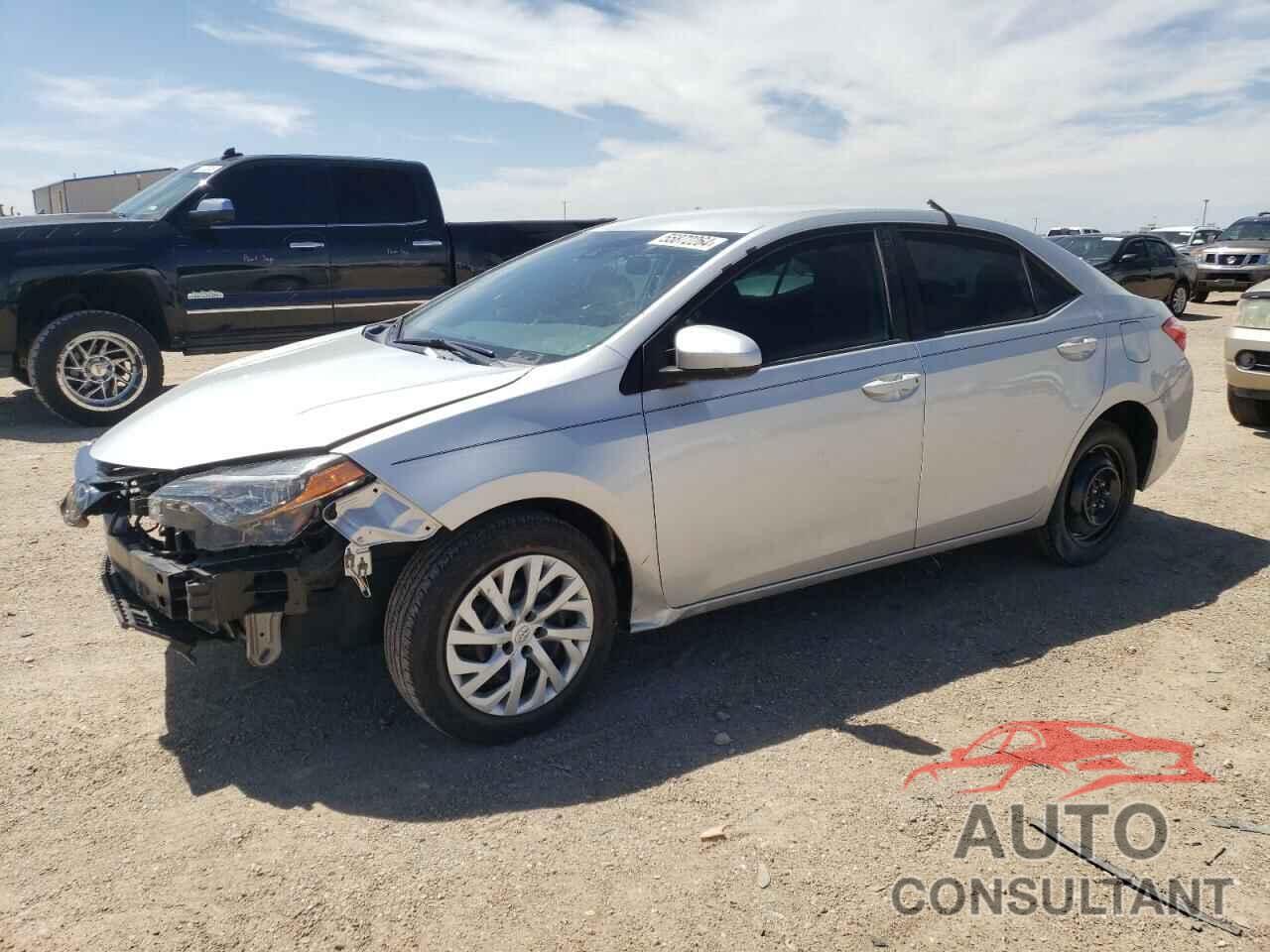 TOYOTA COROLLA 2018 - 5YFBURHE6JP846996