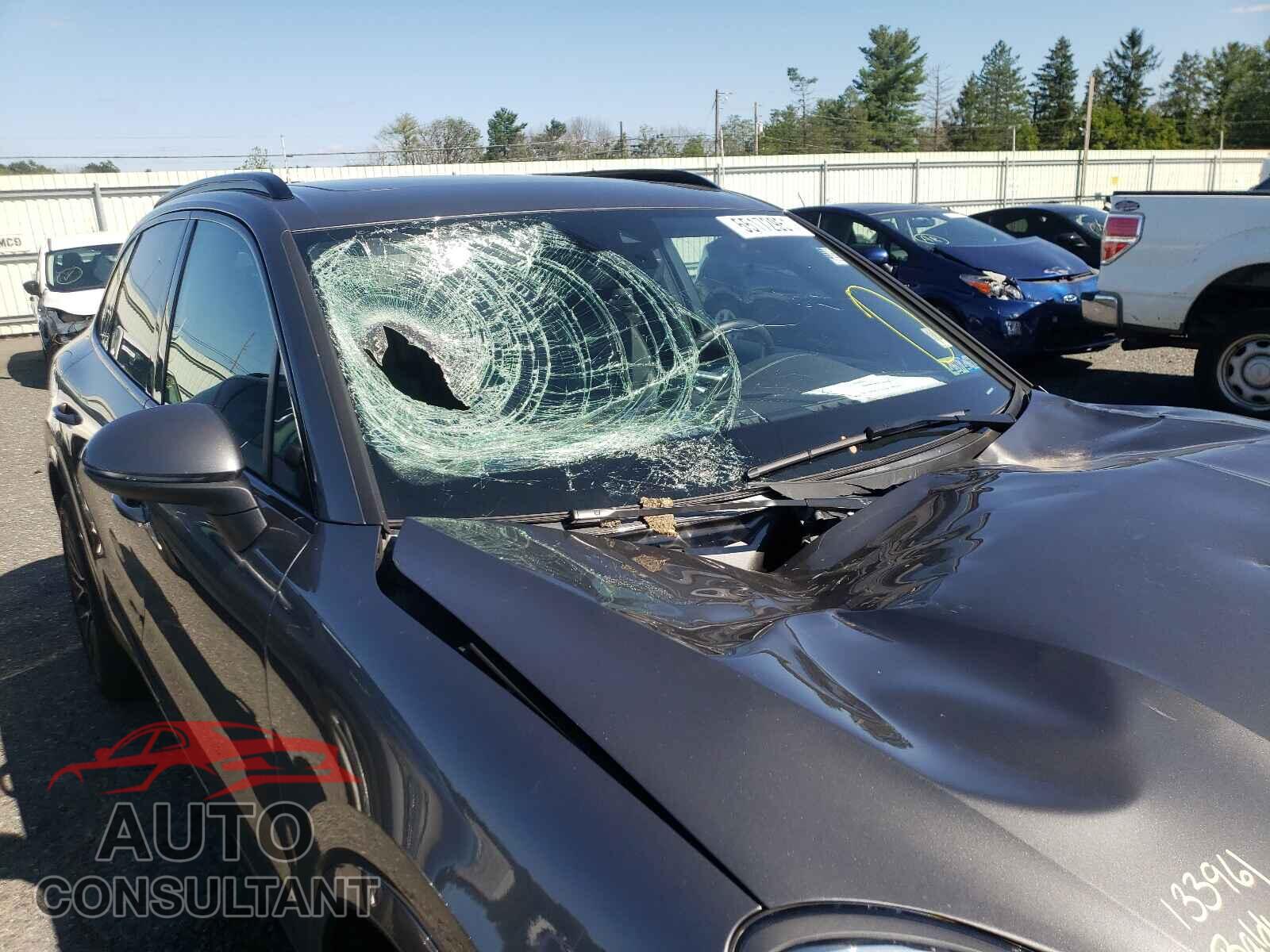 PORSCHE CAYENNE 2020 - WP1AA2AY4MDA02199