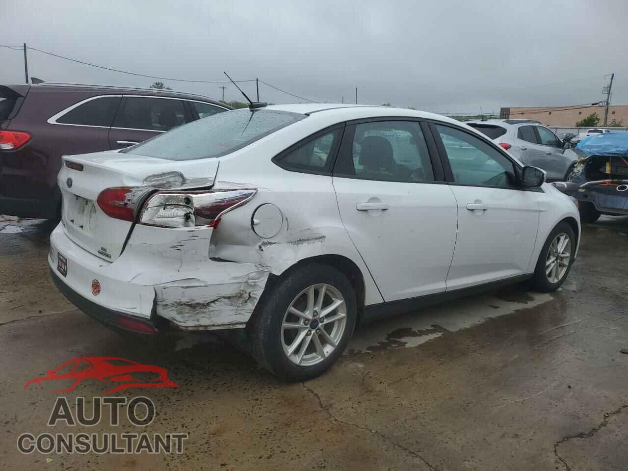 FORD FOCUS 2015 - 1FADP3F21FL206478
