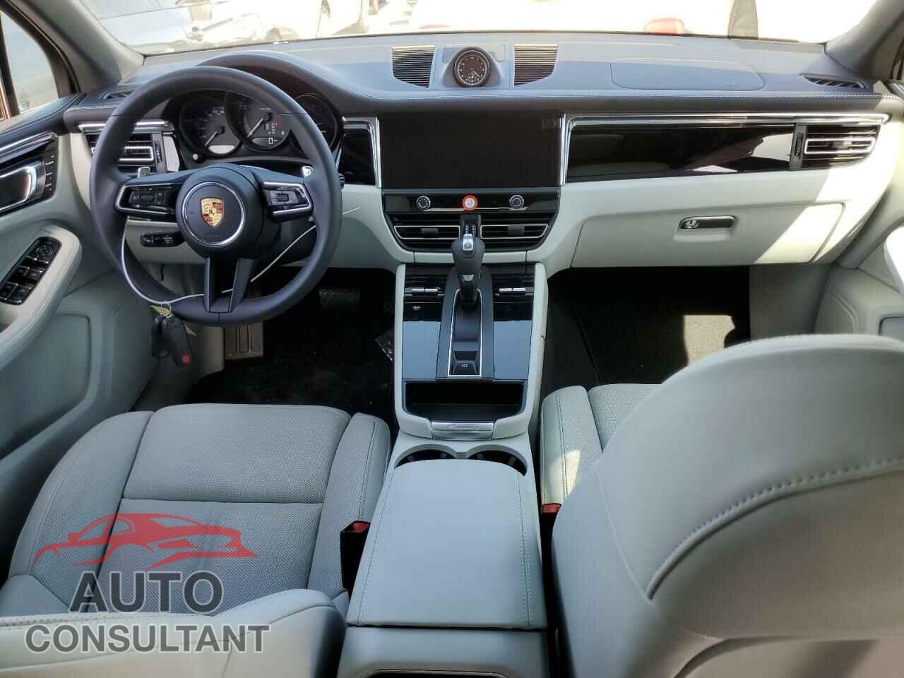 PORSCHE MACAN BASE 2024 - WP1AA2A54RLB05111