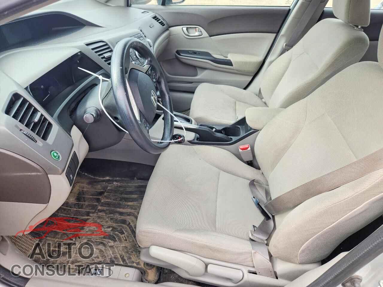 HONDA CIVIC 2012 - 2HGFB2F49CH055090