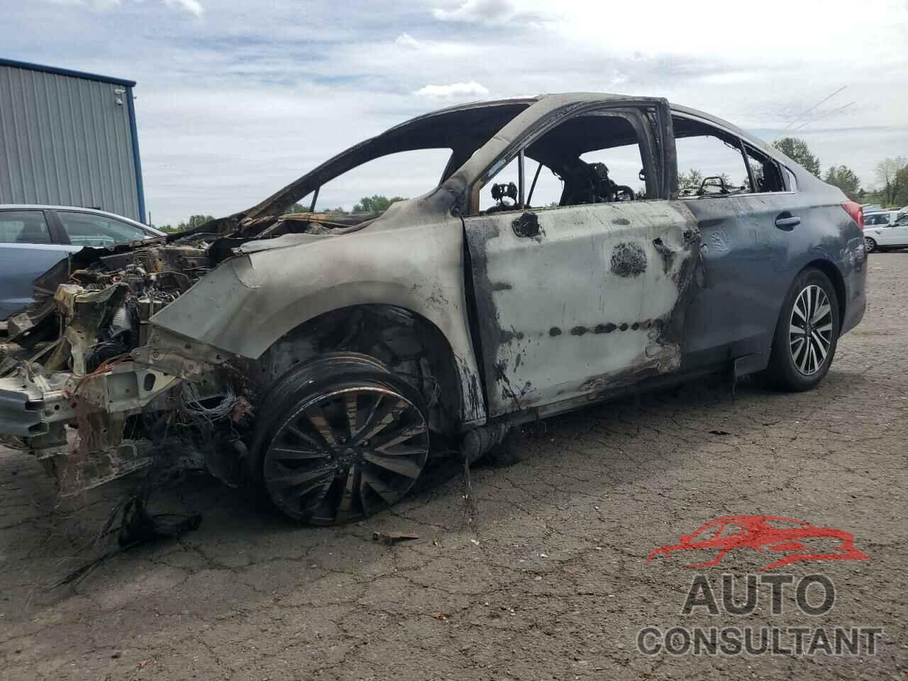 SUBARU LEGACY 2018 - 4S3BNAB62J3021966